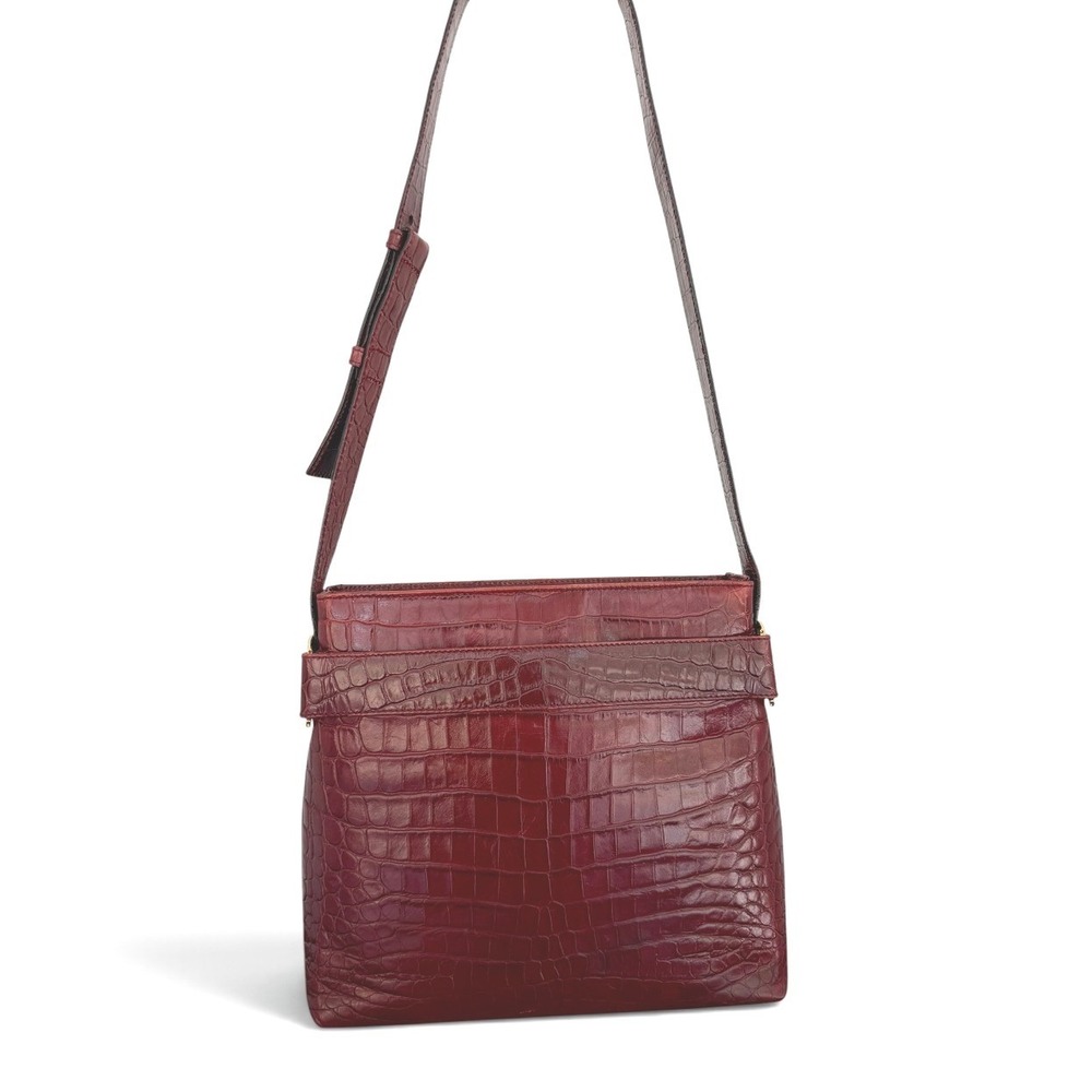 Salvatore Ferragamo Vintage Burgundy Croc Embossed Gancini Shoulder Bag COA